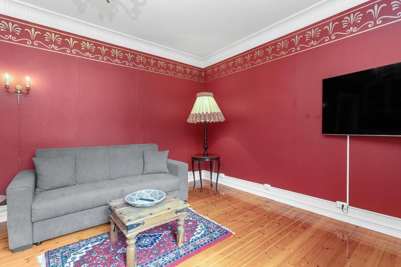 Charming Apartment - Amazing Downtown Location Рейкьявик Экстерьер фото