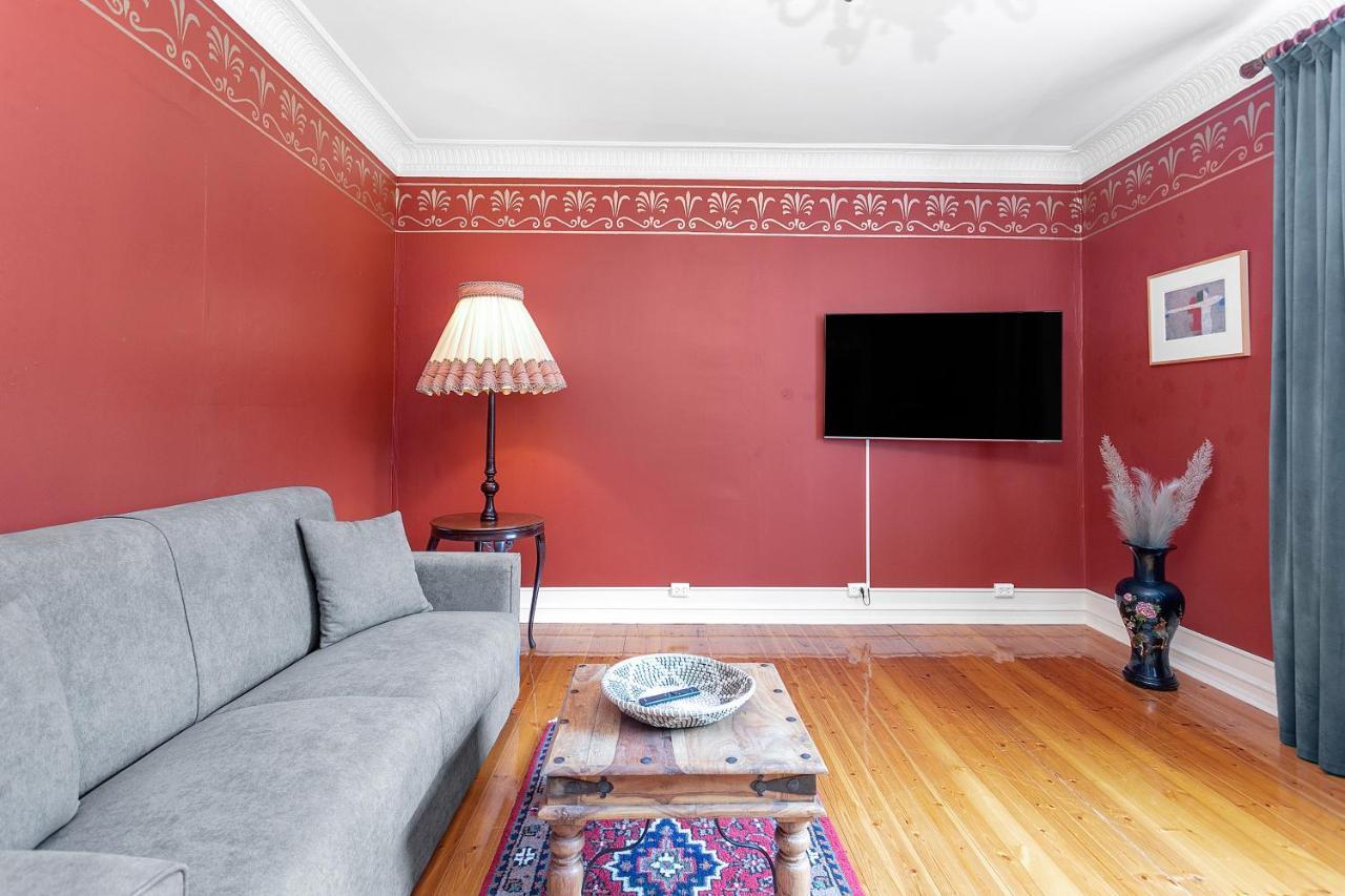 Charming Apartment - Amazing Downtown Location Рейкьявик Экстерьер фото