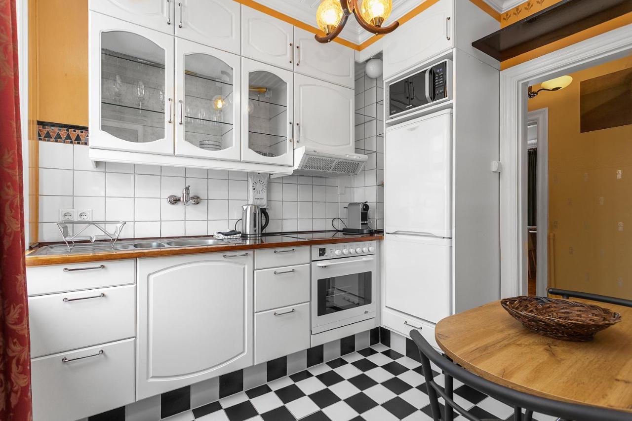 Charming Apartment - Amazing Downtown Location Рейкьявик Экстерьер фото